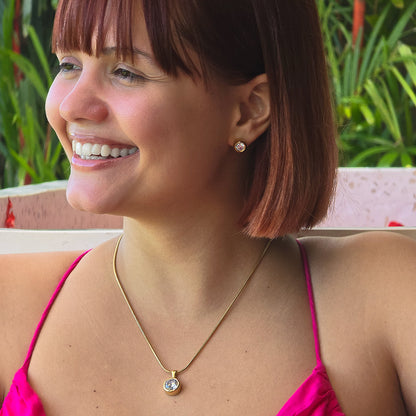 Sparkle Luna Pendant Necklace + Gift Ring (total value €874)