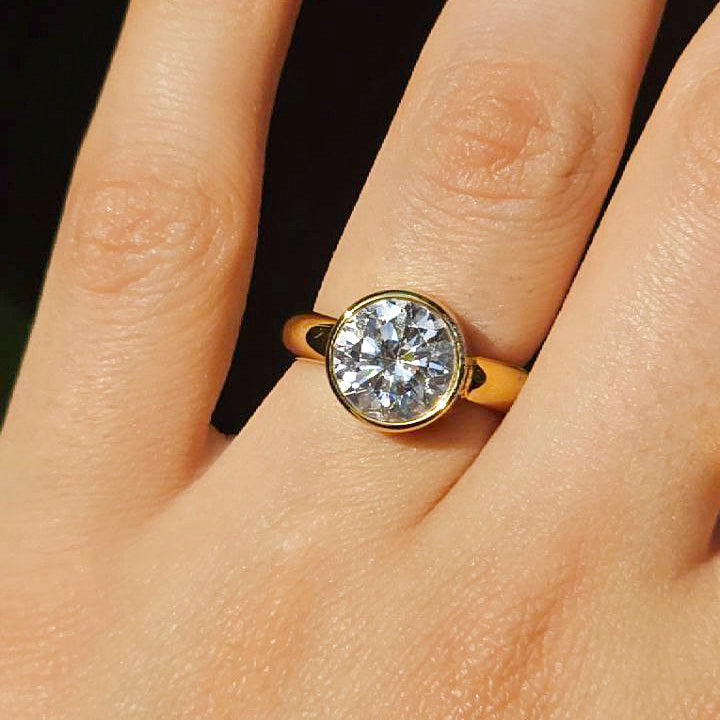 Sparkle Luna Ring